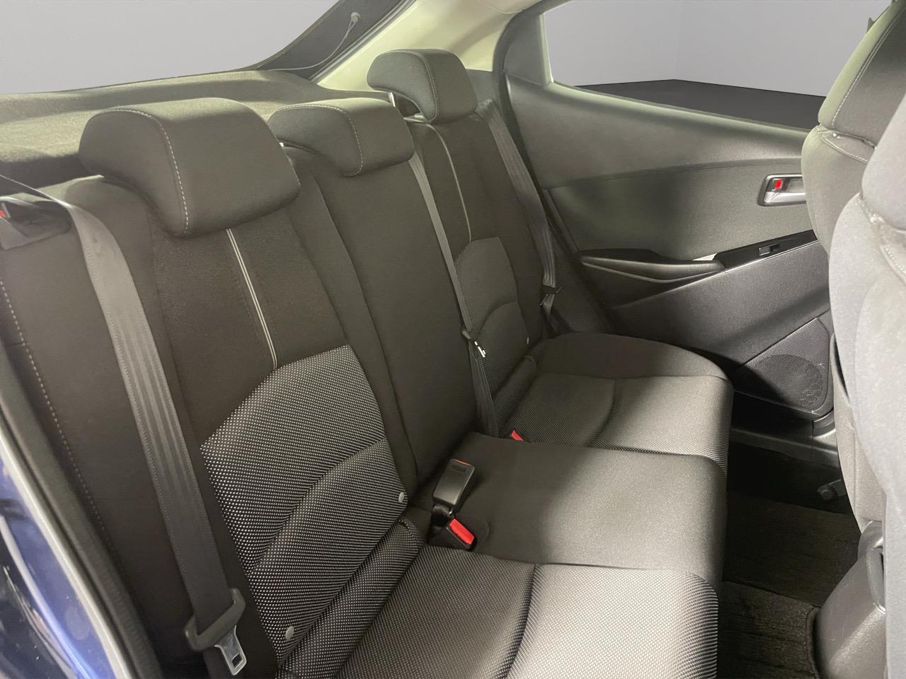 Mazda Demio (Grey)